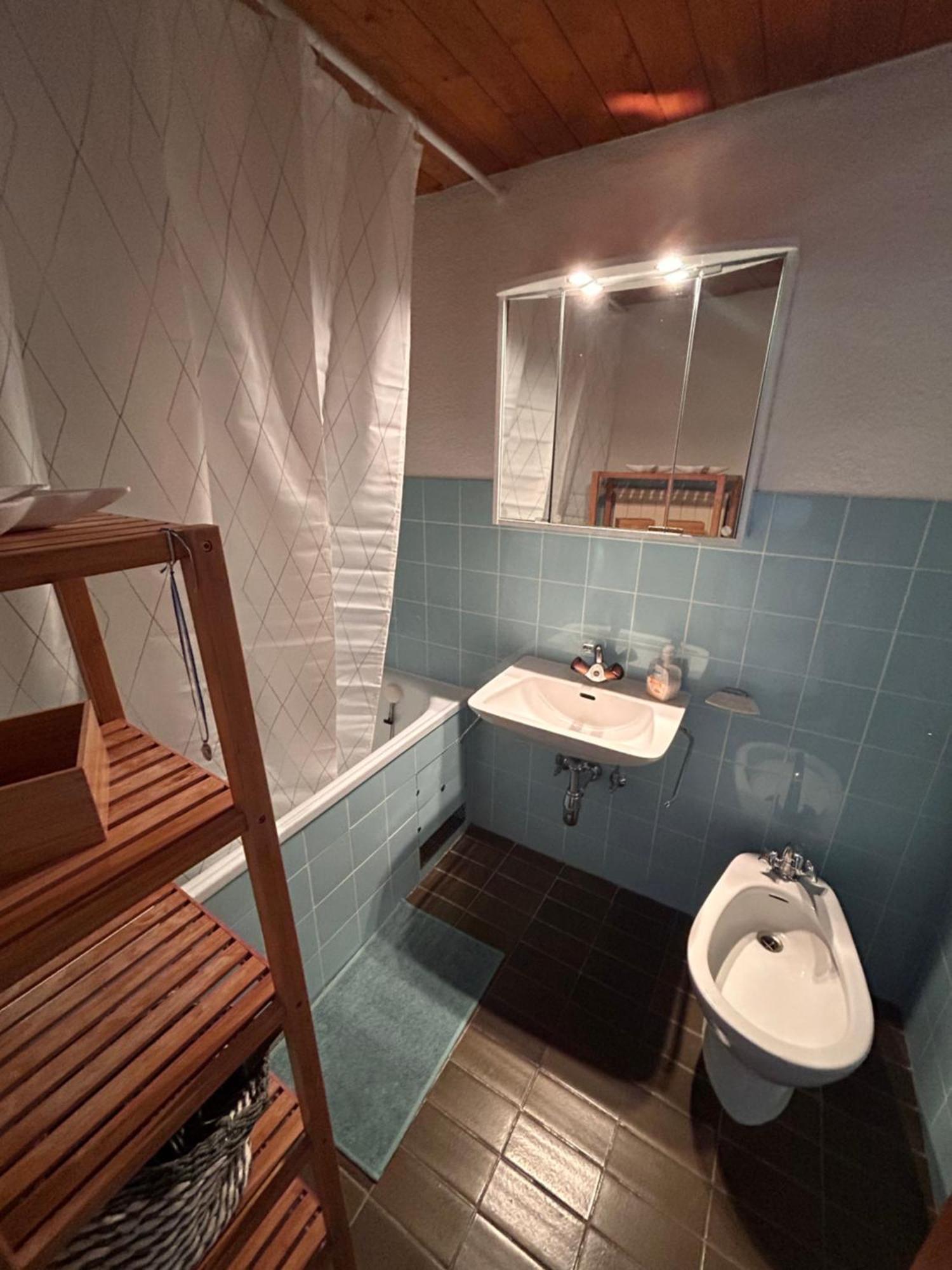 Orion C Av3 Apartment Ayent Luaran gambar